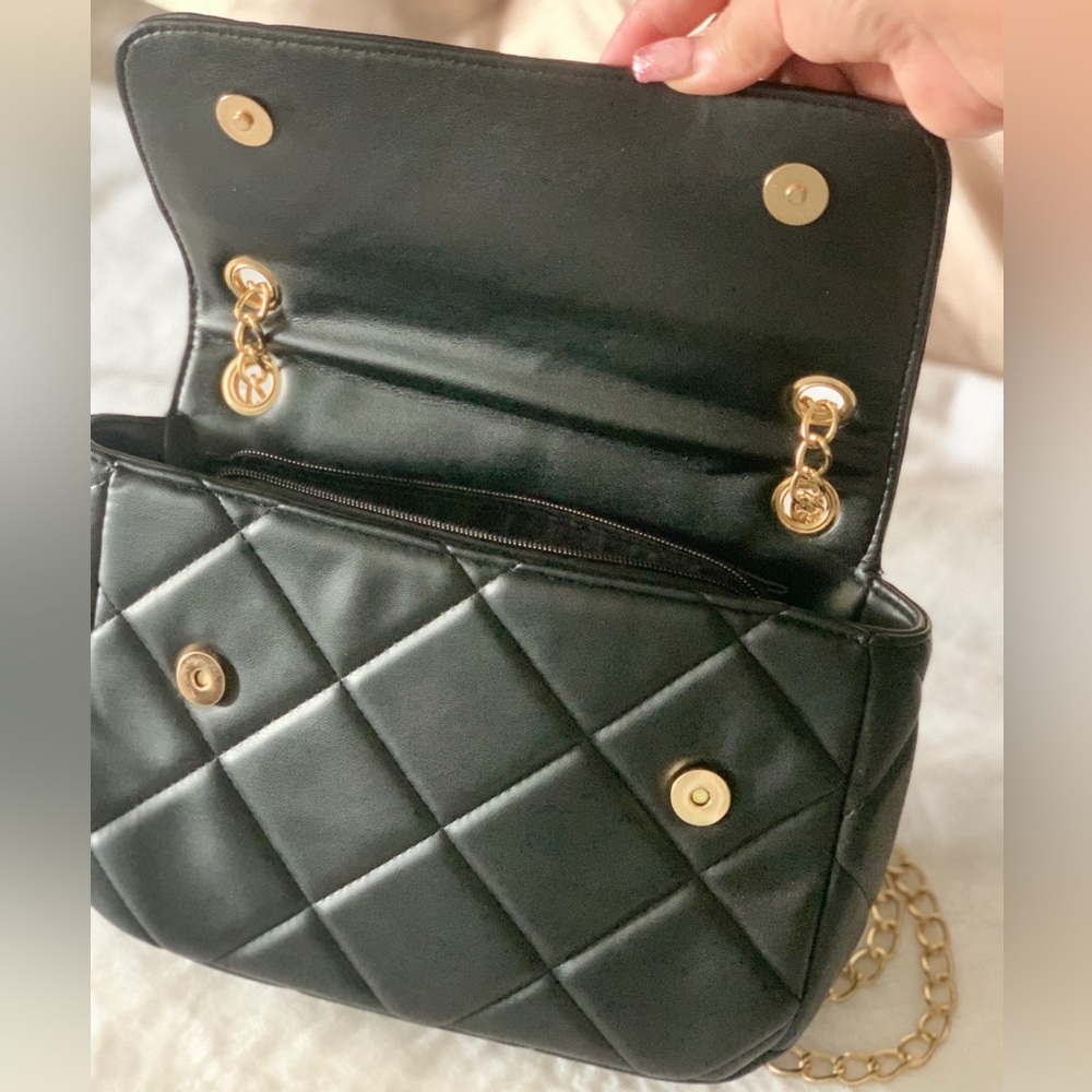 M brand, quilted black purse - Picture 7 of 7